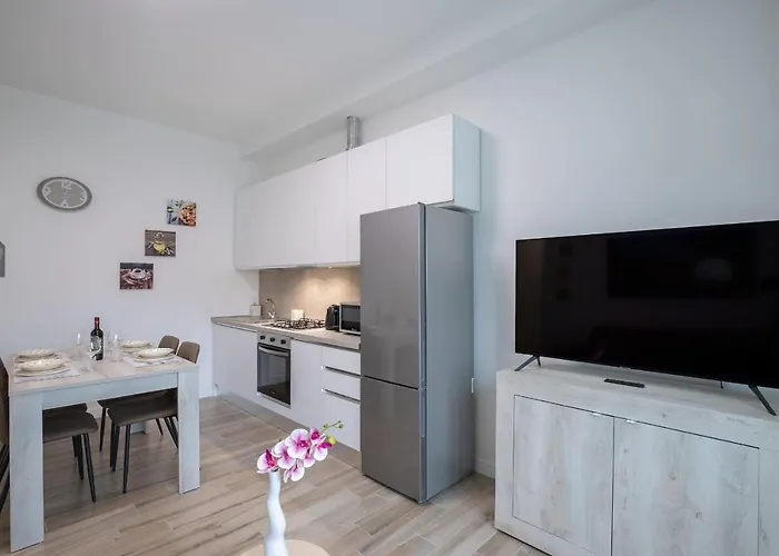 Santacroce Lovely In * فلورنس